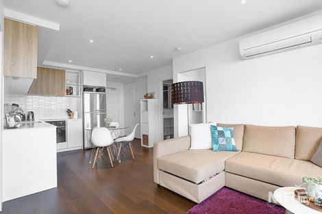 Property photo of 2208/3-5 St Kilda Road St Kilda VIC 3182