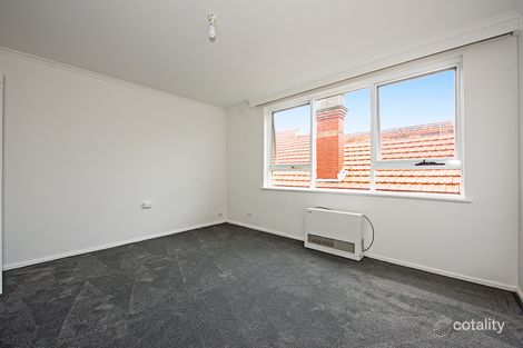 Property photo of 1/67 Ormond Road Elwood VIC 3184