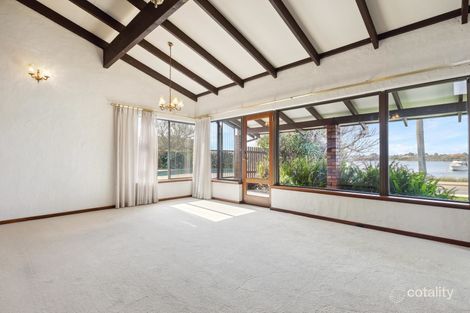 Property photo of 77 The Esplanade Mount Pleasant WA 6153