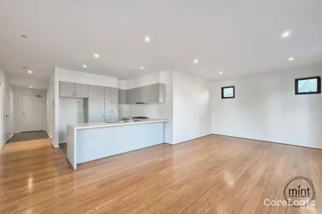 Property photo of 16/1 Conservatory Drive Burwood VIC 3125