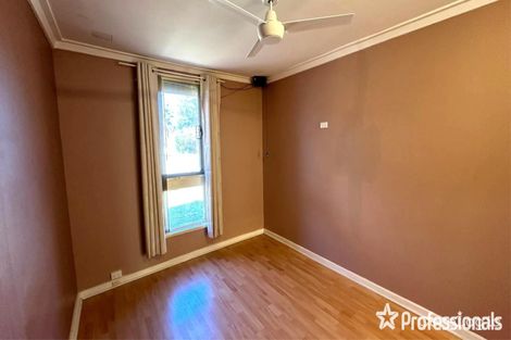 Property photo of 13 Lindy Way Camillo WA 6111