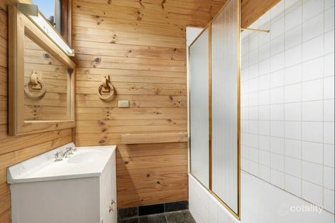 Property photo of 15 Unavale Crescent Boronia VIC 3155