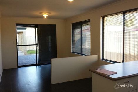 Property photo of 24 Dewsbury Drive Bertram WA 6167