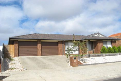 27 Bungarim Wynd, Sydenham, VIC 3037