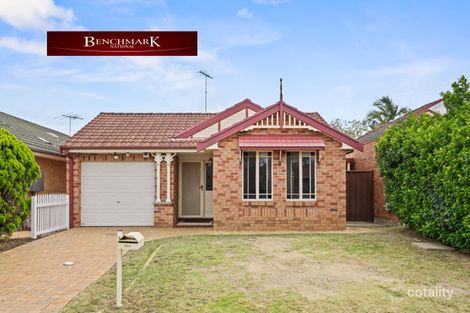 Property photo of 17 Castle Rock Court Wattle Grove NSW 2173