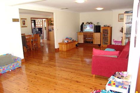 Property photo of 85 Rugby Crescent Chipping Norton NSW 2170