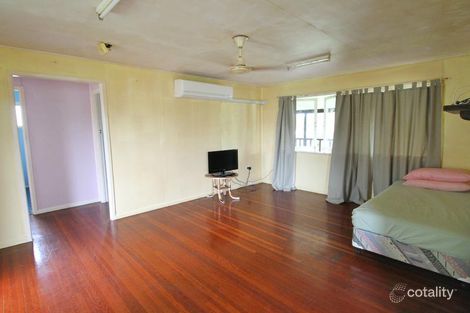 Property photo of 40 Place Avenue Sarina QLD 4737