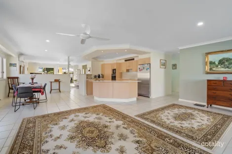 Property photo of 14 Nuwarra Circuit Forster NSW 2428