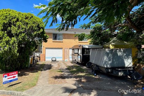 Property photo of 20 Annoula Avenue Biggera Waters QLD 4216