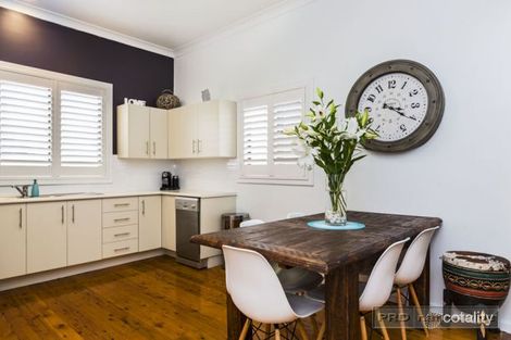 Property photo of 172 Glebe Road Merewether NSW 2291