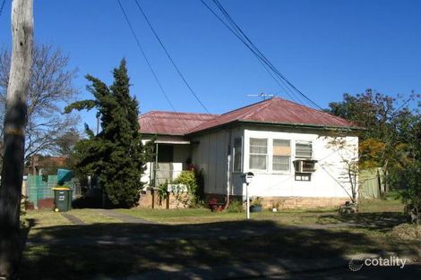 18 Pioneer St, Seven Hills, NSW 2147