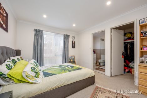 Property photo of 27 Oronsay Crescent Diamond Creek VIC 3089
