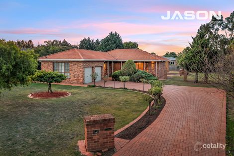 Property photo of 9 Inverness Mews Greenvale VIC 3059