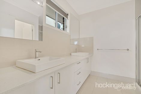 Property photo of 58 Cloverfield Crescent Wollert VIC 3750