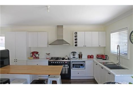 62 Karoola Cres, Surfside, NSW 2536