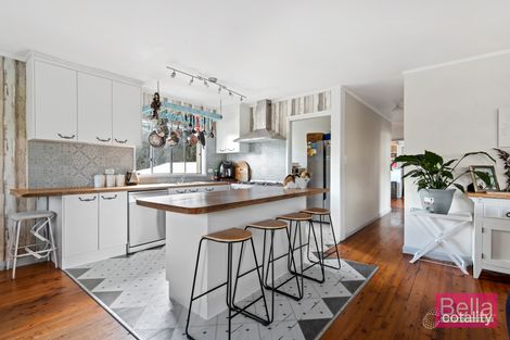 Property photo of 11 South Pacific Crescent Ulladulla NSW 2539