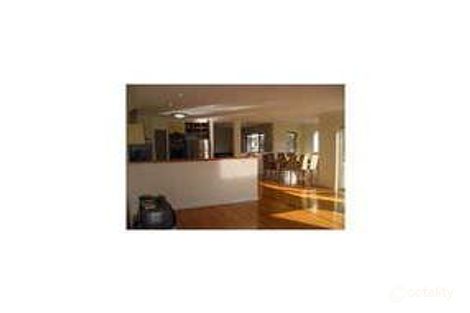 Property photo of 8 The Gums South Morang VIC 3752
