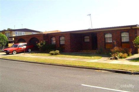 Property photo of 1 Valley Road Devonport TAS 7310