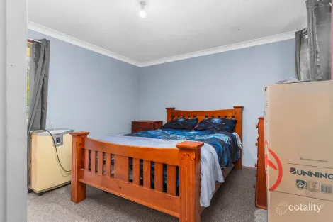 Property photo of 10 Sapphire Drive Tarro NSW 2322