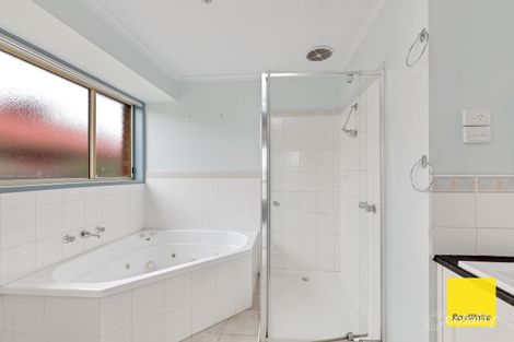 Property photo of 41 Ashton Crescent Hoppers Crossing VIC 3029