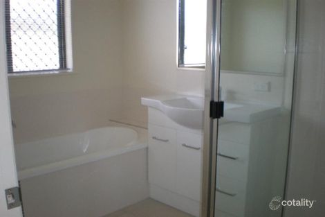 Property photo of 11 Roderick Street Bentley Park QLD 4869