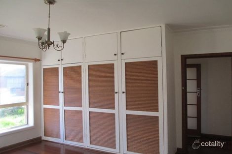 Property photo of 21 Glendale Road Springvale VIC 3171