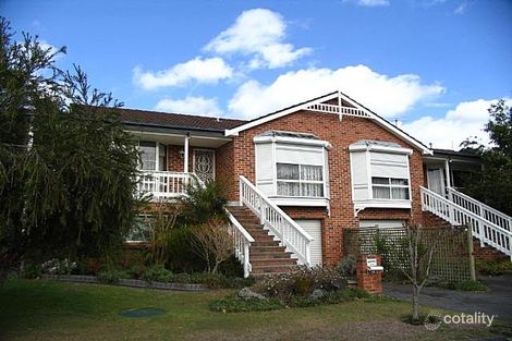 4 Willowin Cl, Green Point, NSW 2251