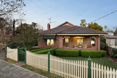26 MENANGLE RD, CAMDEN, NSW 2570