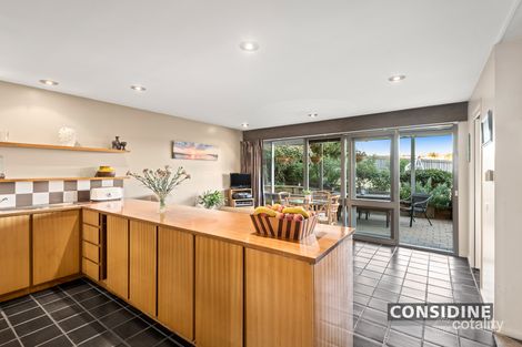Property photo of 53 Caravelle Crescent Strathmore Heights VIC 3041