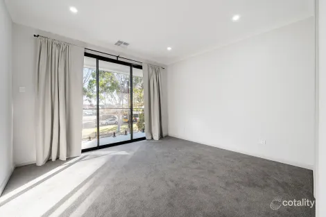 Property photo of 19 South Parade Seaton SA 5023