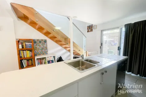 Property photo of 38/70 Palm Circuit Ross NT 0873