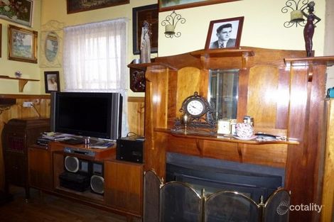 Property photo of 13 Wilson Street Long Gully VIC 3550