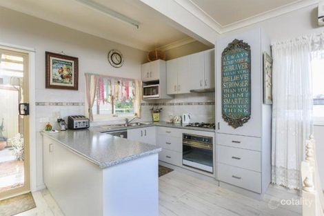 Property photo of 14 Crowther Street Eaglehawk VIC 3556