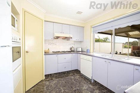 Property photo of 1 Bardia Place Bossley Park NSW 2176