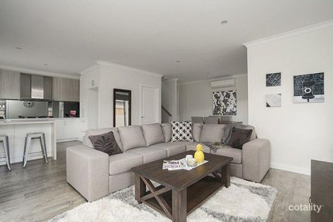Property photo of 2/199 Woods Street Newport VIC 3015