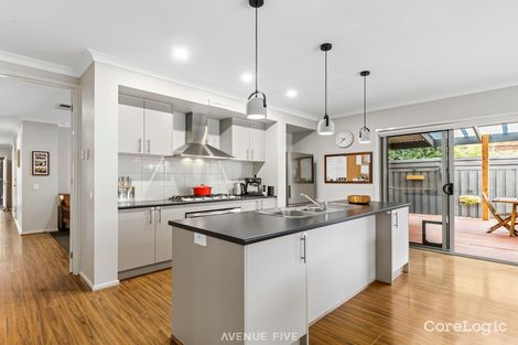 Property photo of 13 Mistybrook Place Armstrong Creek VIC 3217