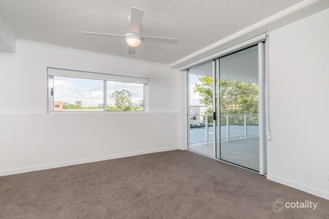 Property photo of 109/283 Logan Road Stones Corner QLD 4120