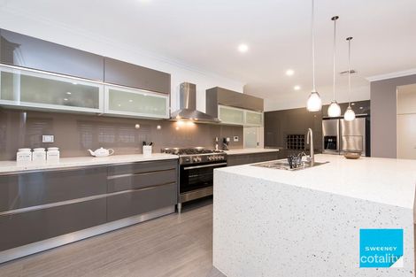 Property photo of 30 Arbourton Avenue Rockbank VIC 3335