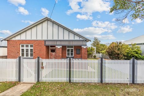 8 Buruda St, Mayfield West, NSW 2304