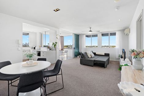 Property photo of 4029/3027 The Boulevarde Carrara QLD 4211