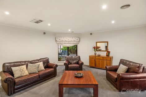 Property photo of 101 Kialla Lakes Drive Kialla VIC 3631