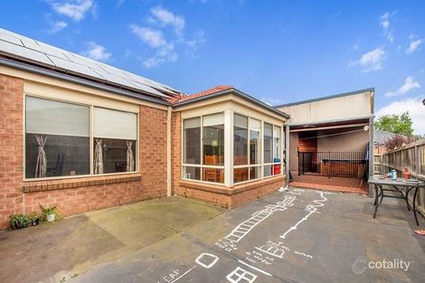 Property photo of 9 Parkvista Place Berwick VIC 3806