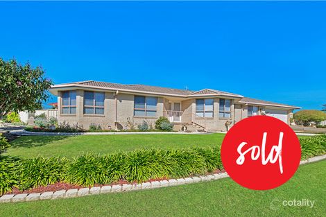 Property photo of 2 Solander Place Lake Cathie NSW 2445