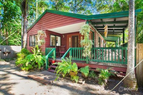 Property photo of 11 Rainforest Court Boreen Point QLD 4565