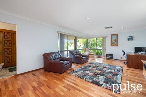 Property photo of 4 Abrolhos Close Shelley WA 6148