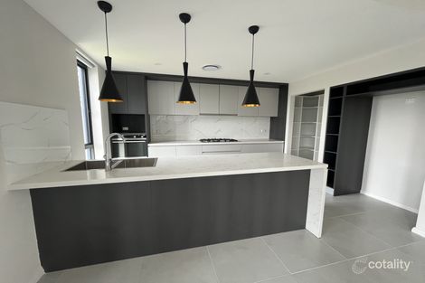 Property photo of 12 Wanda Circuit Colebee NSW 2761