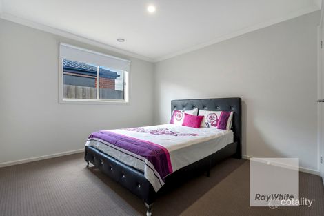 Property photo of 7 Ginger Crescent Mickleham VIC 3064