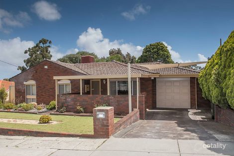 Property photo of 17 Hollingsworth Avenue Koondoola WA 6064