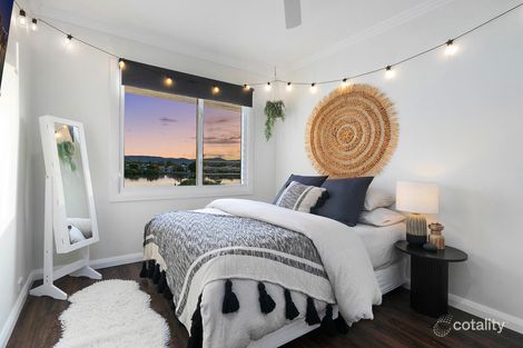 Property photo of 93 Empire Bay Drive Daleys Point NSW 2257