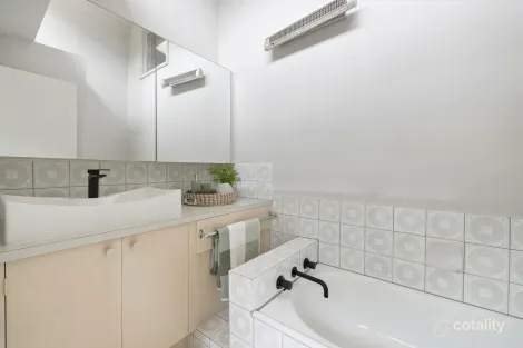 Property photo of 39 Matthew Street McCrae VIC 3938